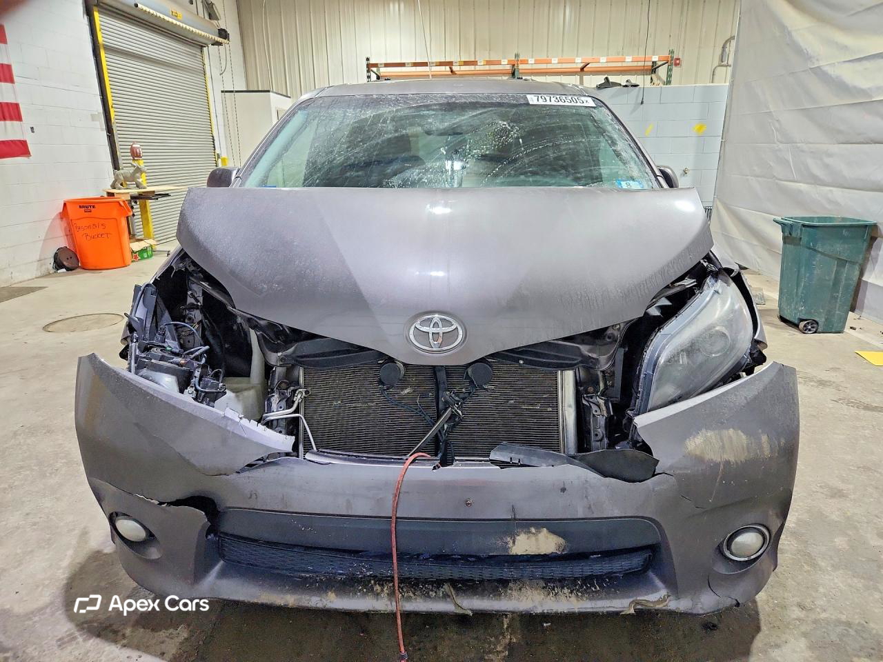 Toyota Sienna 2015