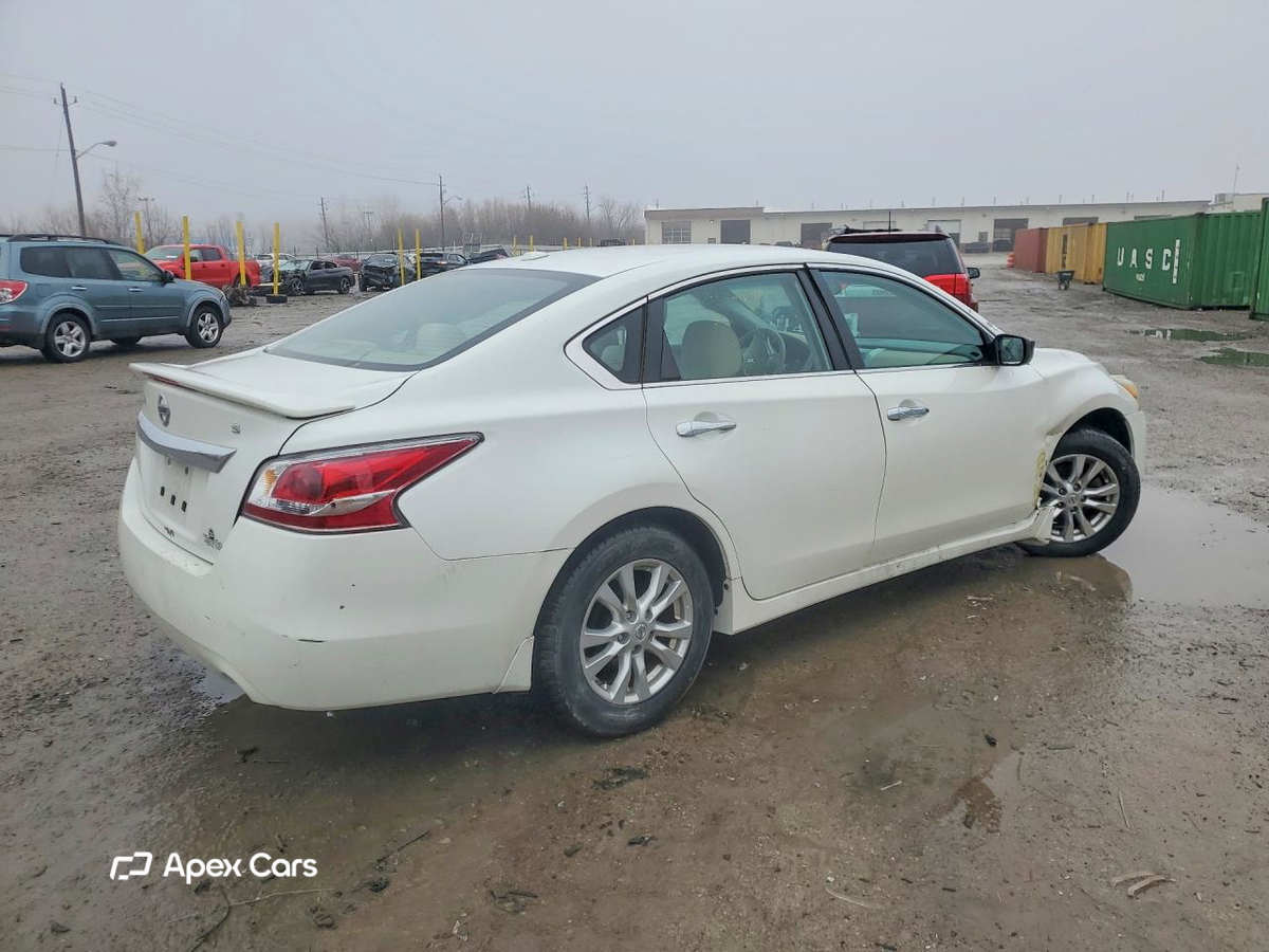 Nissan Altima 2015