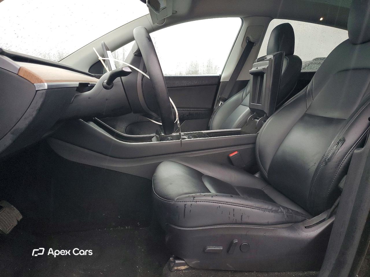 Tesla Model Y 2020