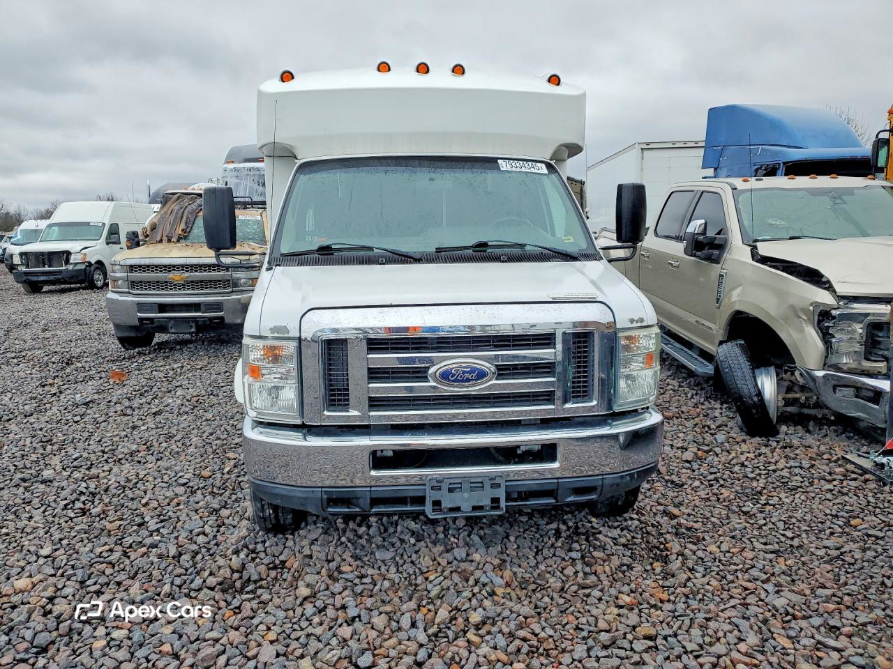 Ford Econoline 2015