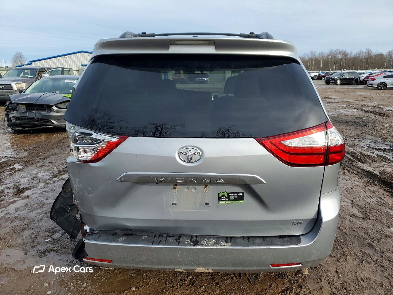 Toyota Sienna 2016