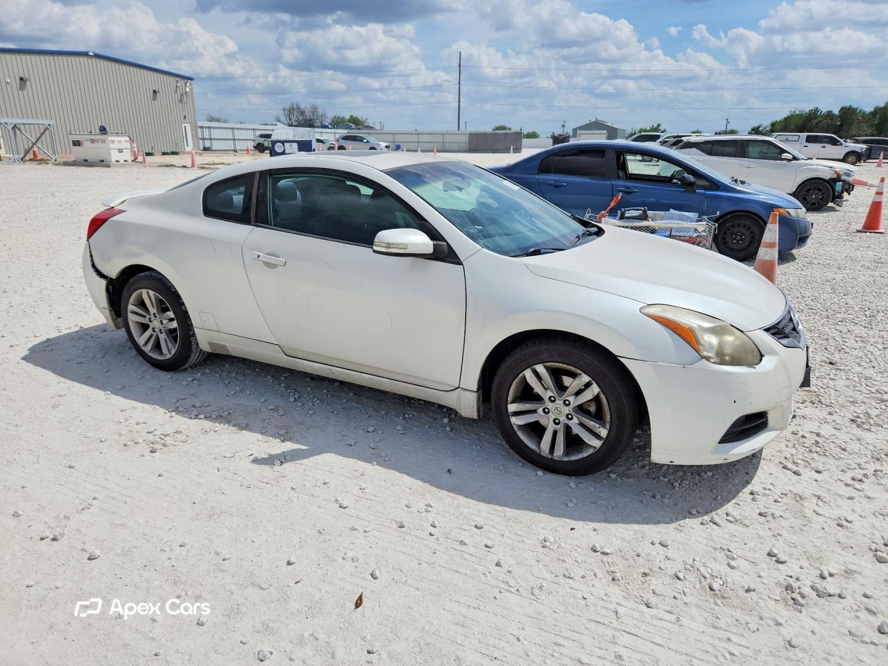 Nissan Altima 2010