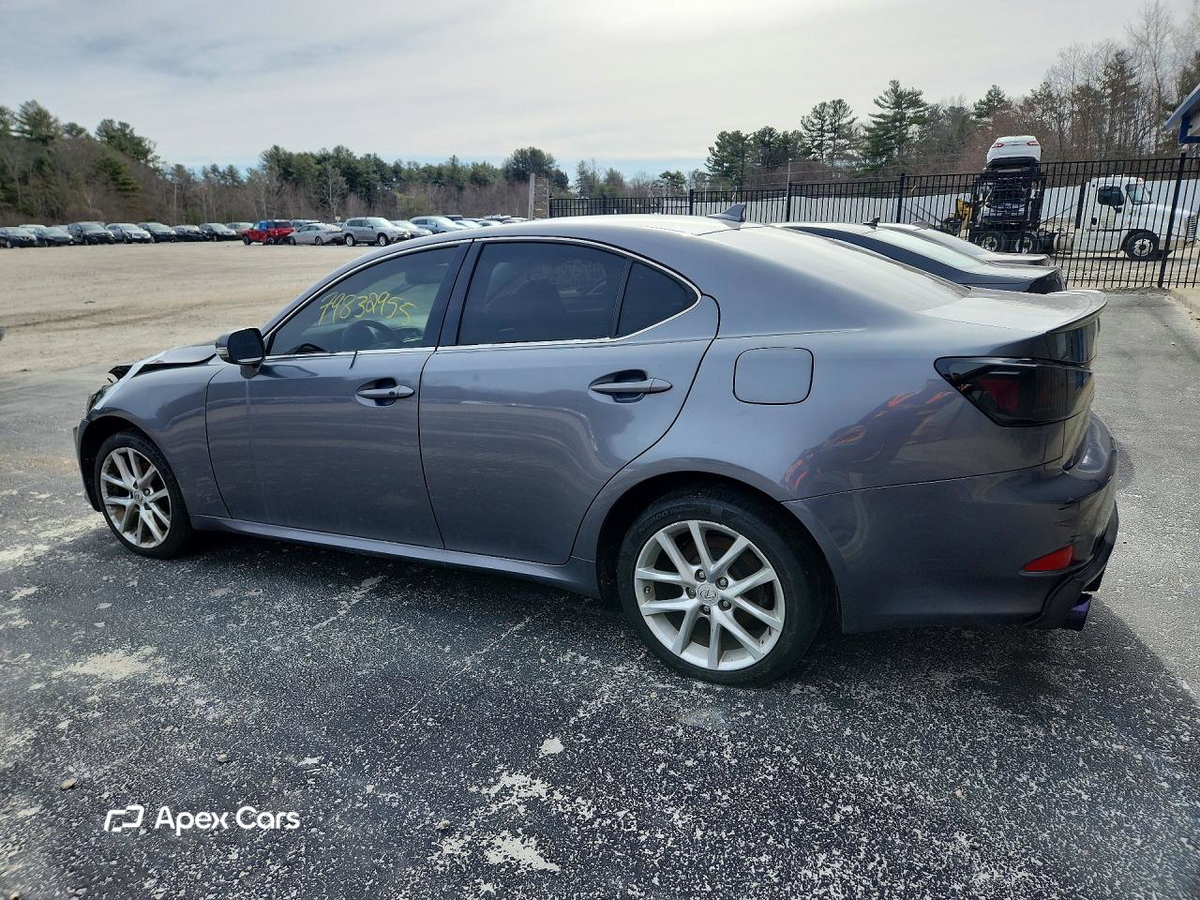 Lexus IS 2013