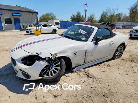 Fiat 124 Spider 2019 - Image 1 of 14