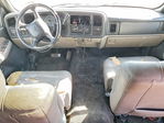 Suburban 2001
