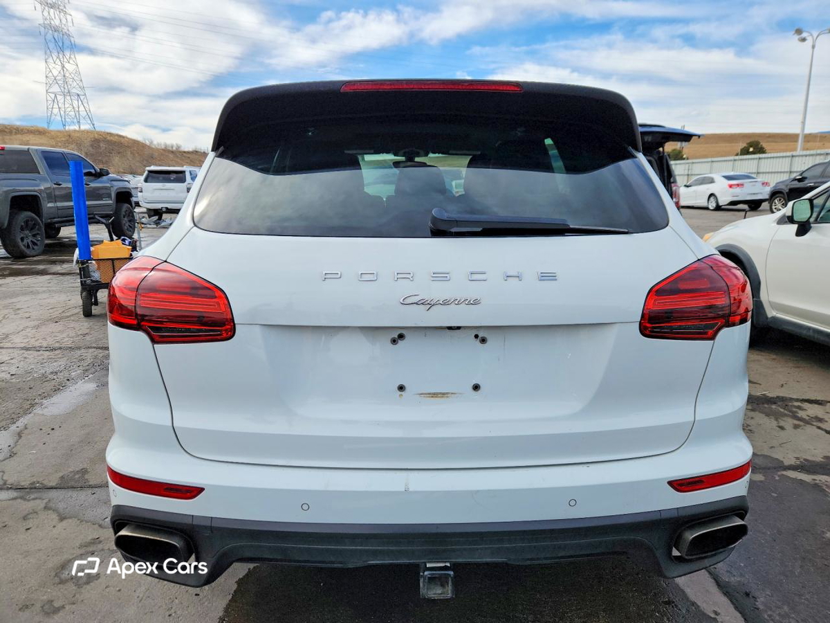 Porsche Cayenne 2016