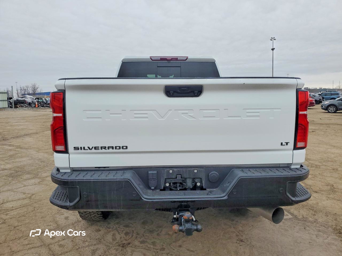 Chevrolet Silverado 2025
