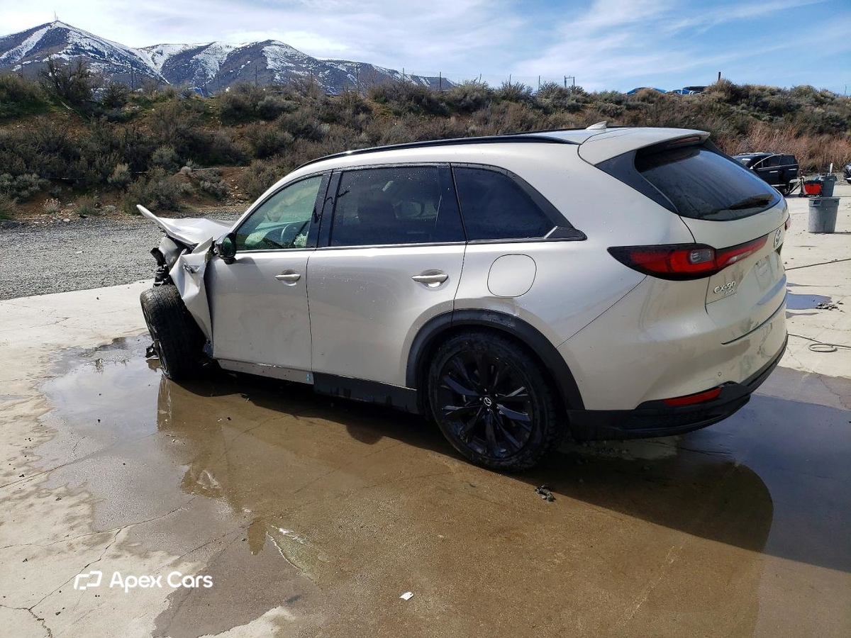 Mazda CX-90 2025