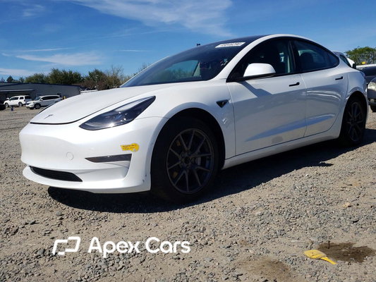 Tesla Model 3 2021 - Image 1 of 13