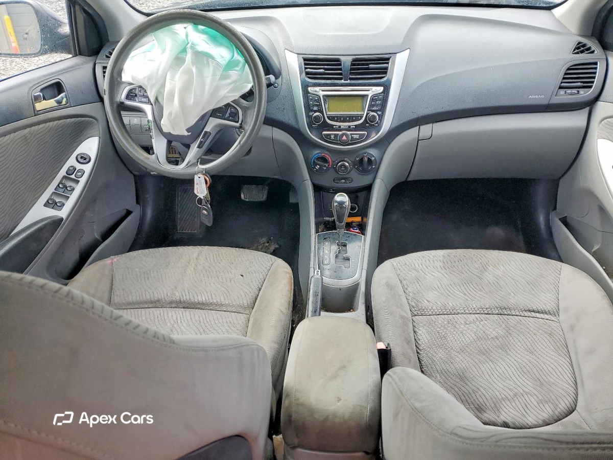 Hyundai Accent 2013