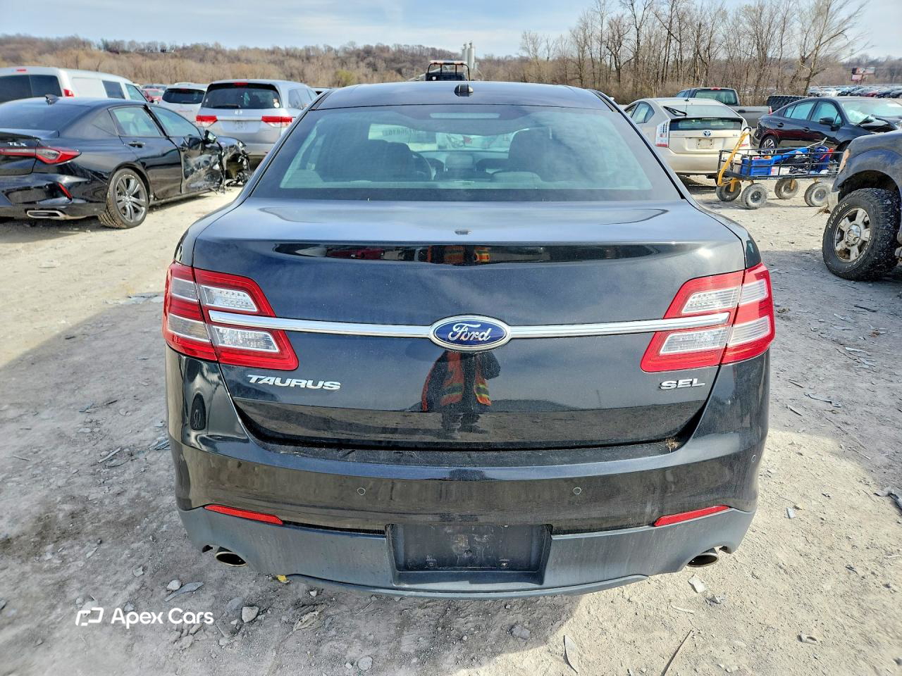 Ford Taurus 2013
