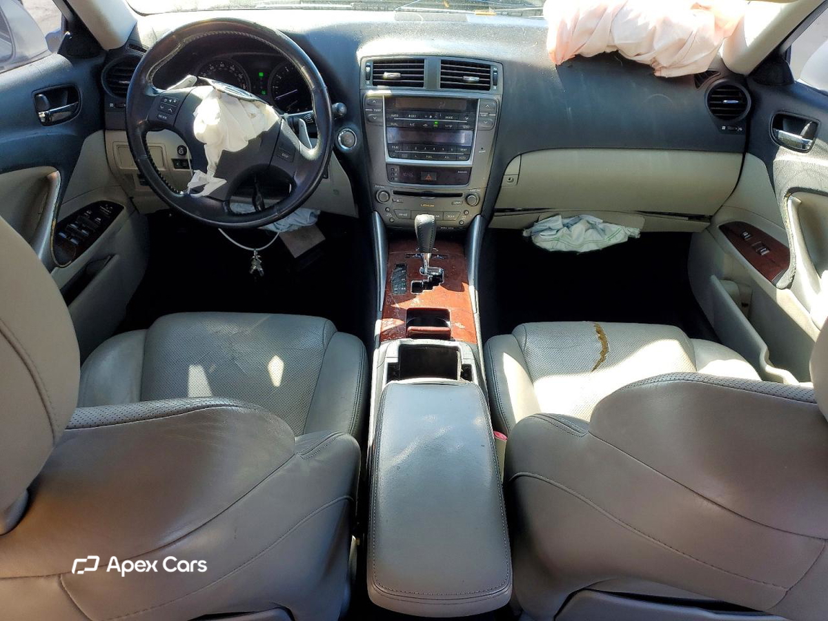 Lexus IS 2006