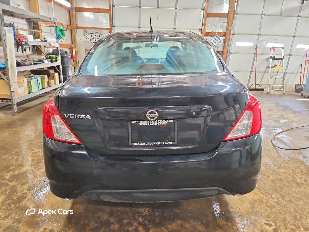 Nissan Versa 2015