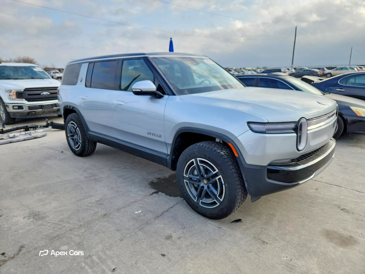 Rivian R1S 2026