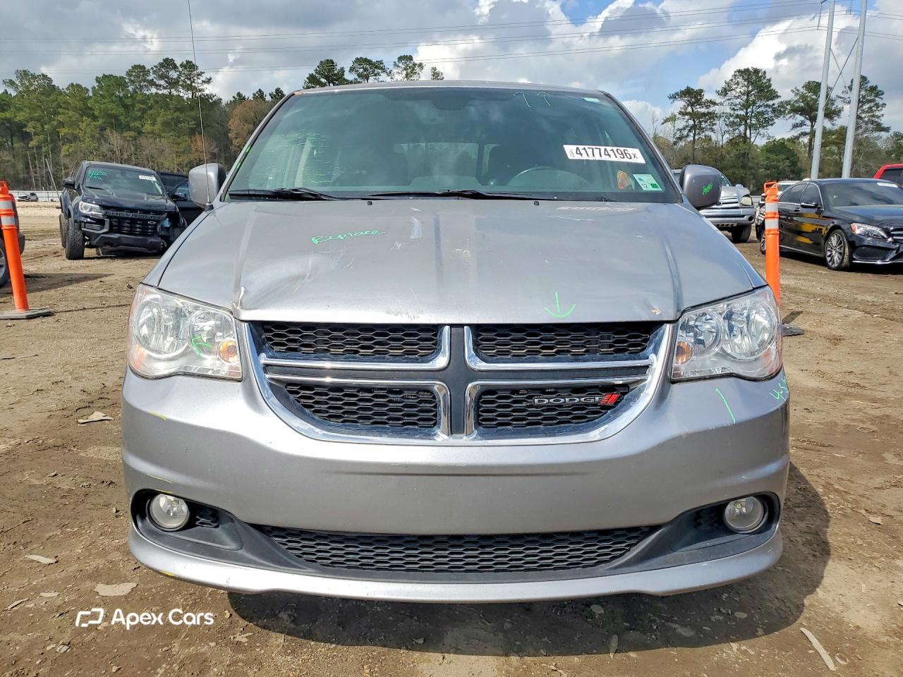 Dodge Caravan 2019