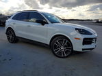 Porsche Cayenne 2024