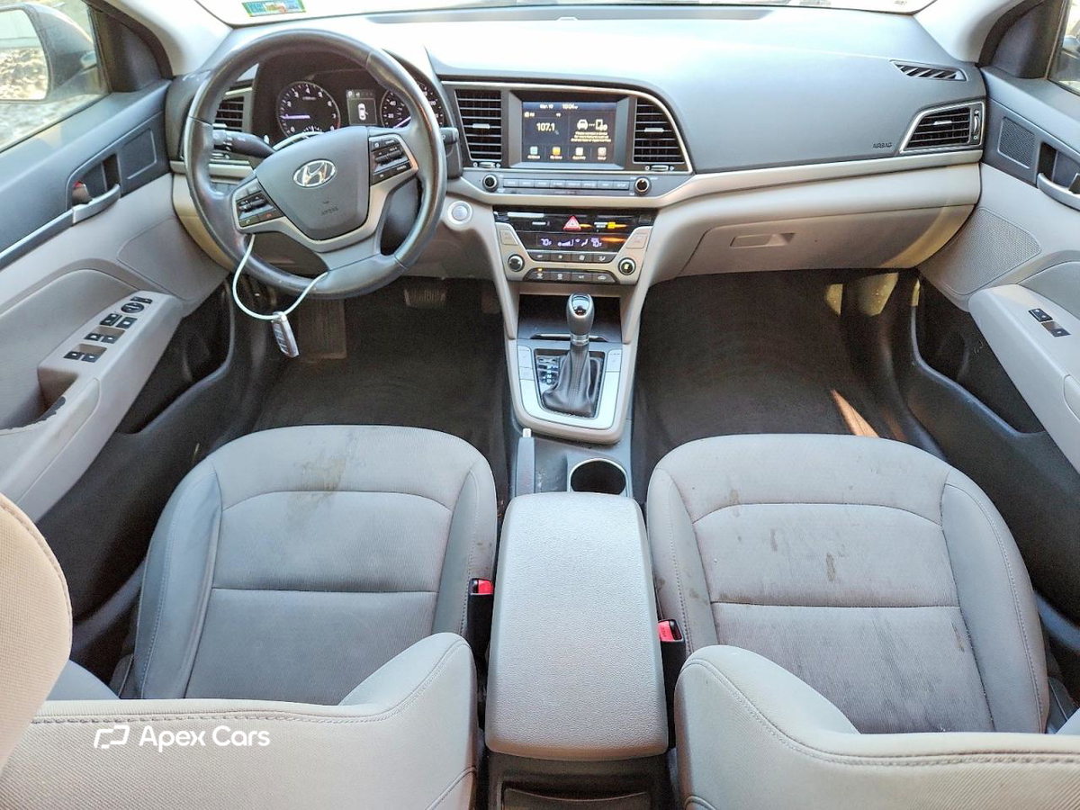 Hyundai Elantra 2018