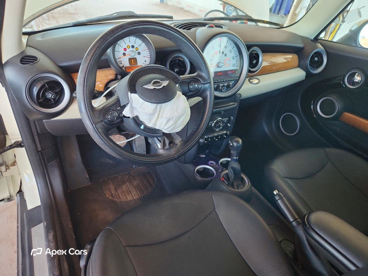 MINI Cooper 2012