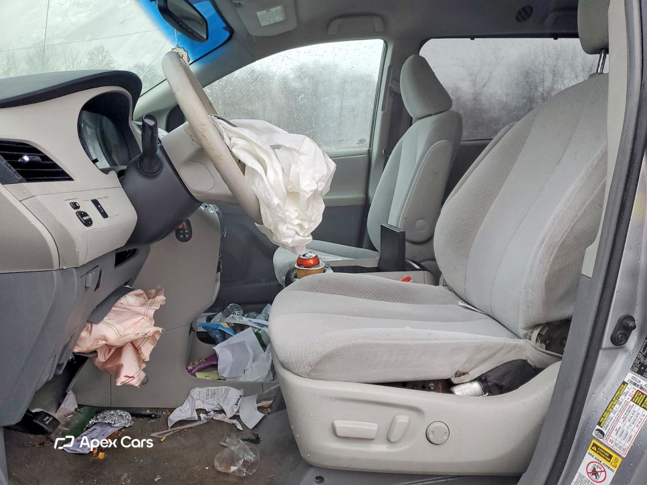 Toyota Sienna 2011