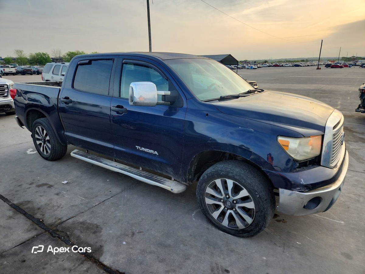 Toyota Tundra 2010