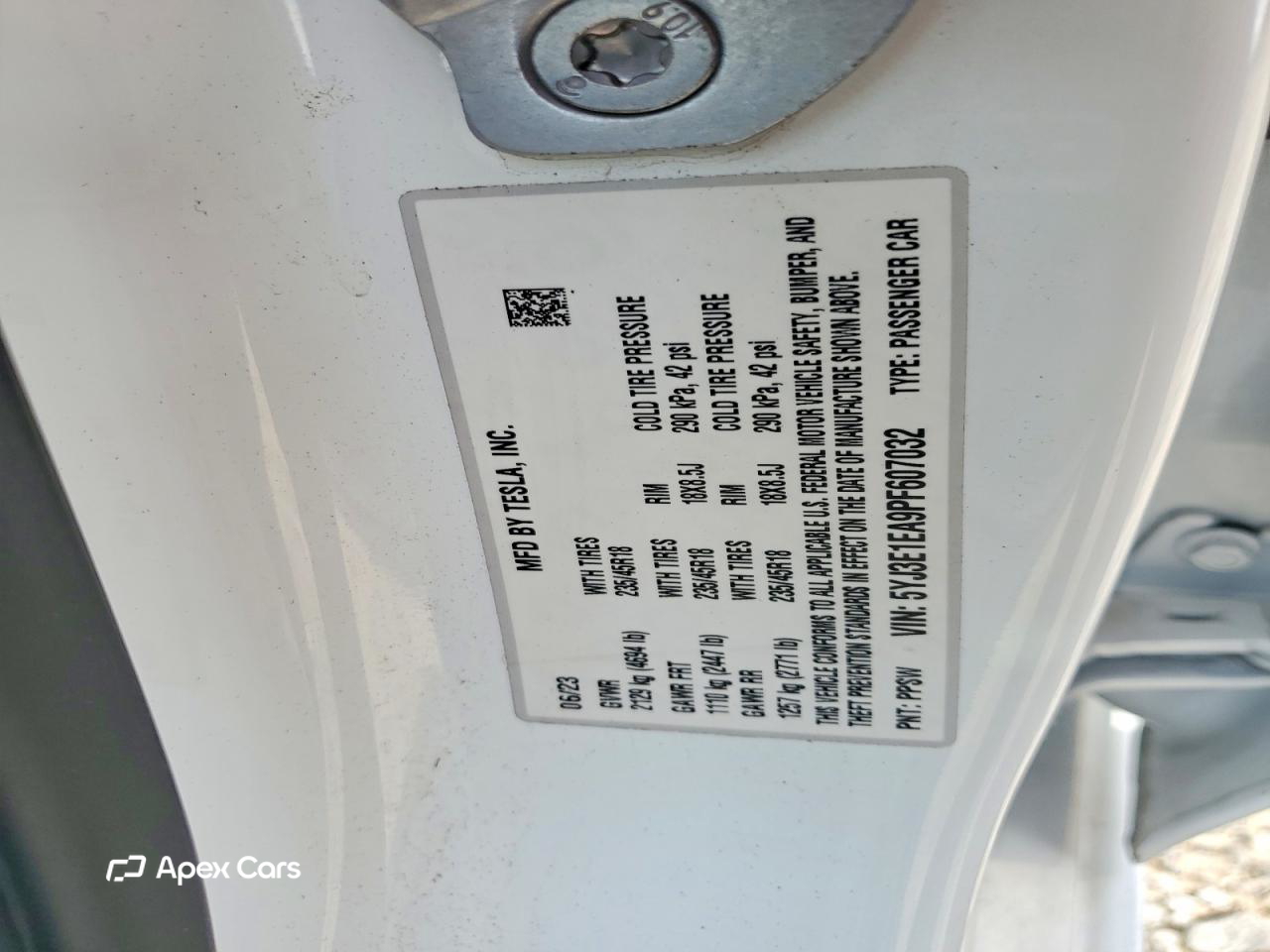 Tesla Model 3 2023