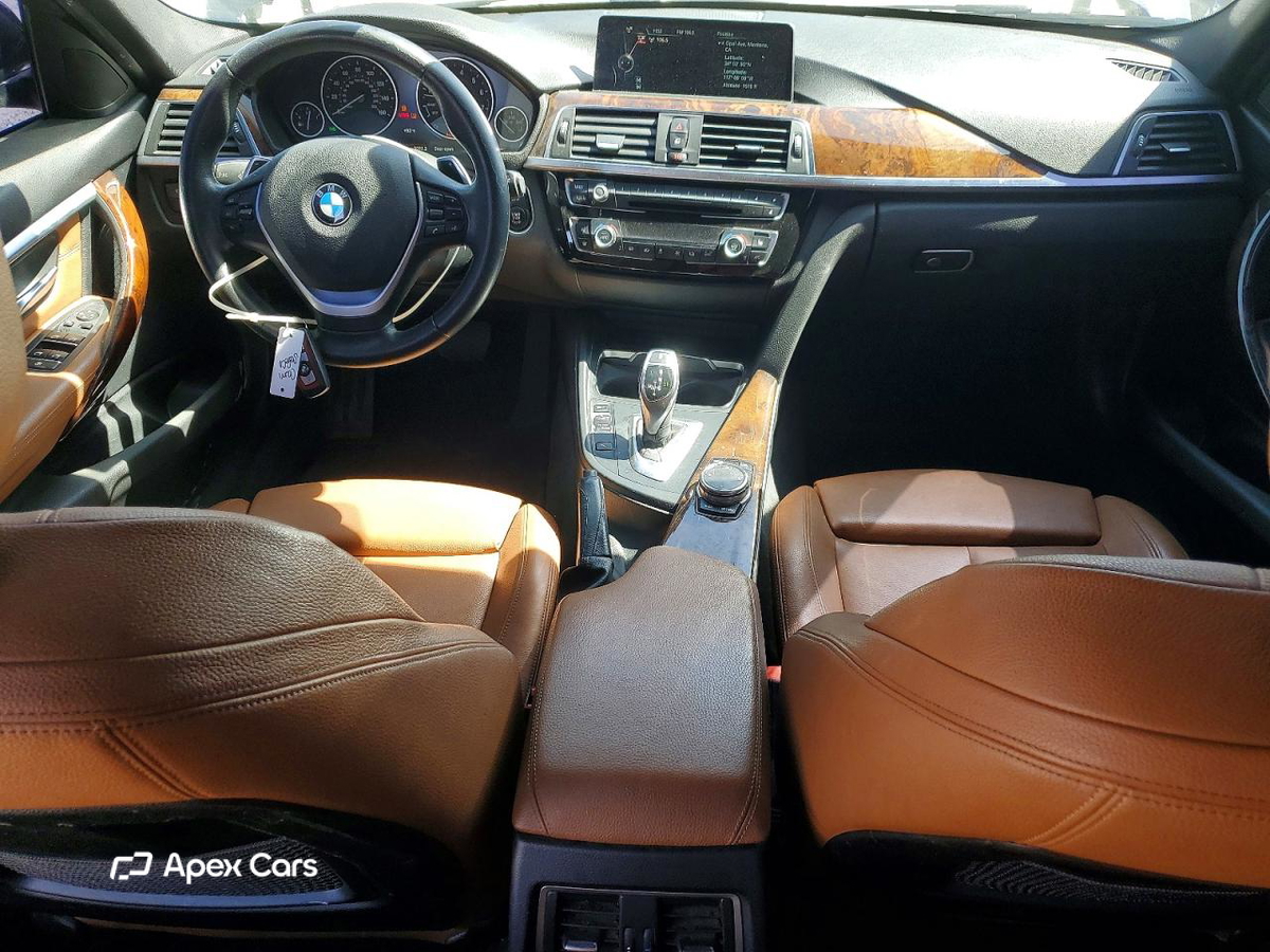 BMW Series 3 2016