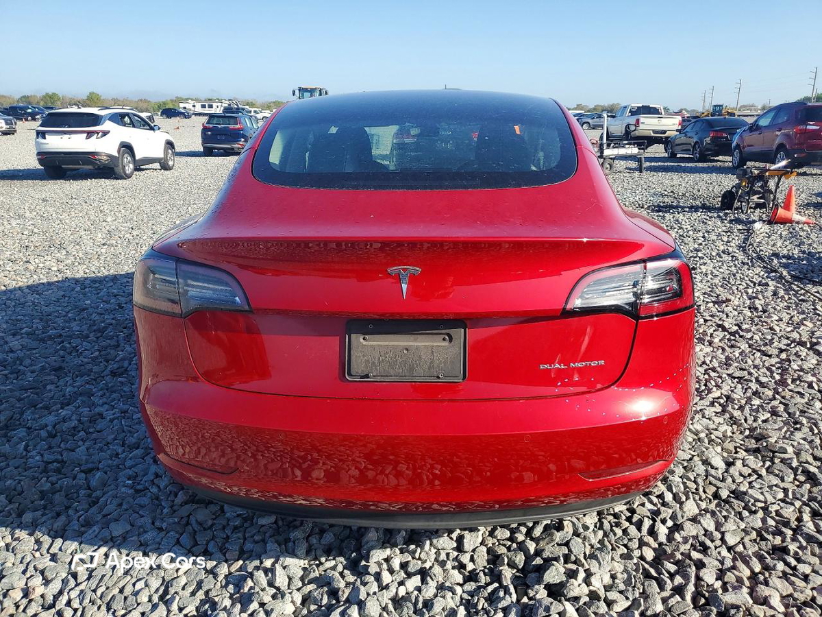 Tesla Model 3 2022