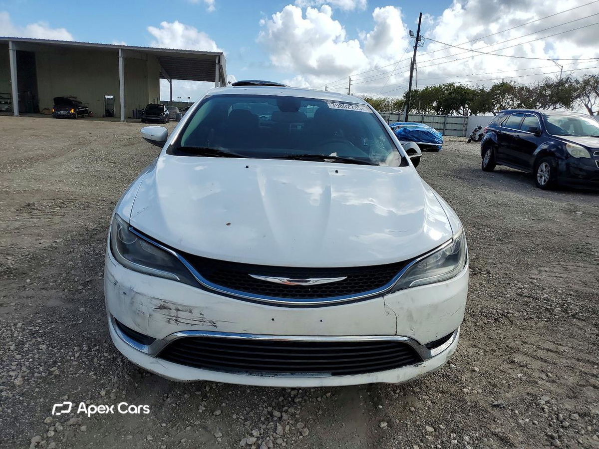 Chrysler 200 2015