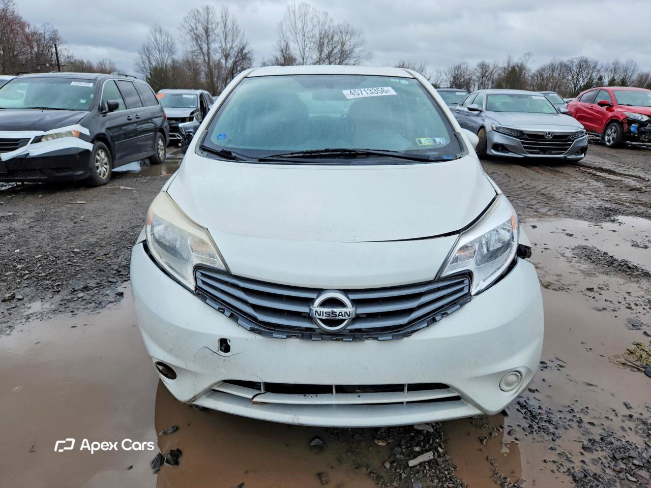 Nissan Versa 2015