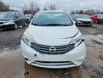 Nissan Versa 2015