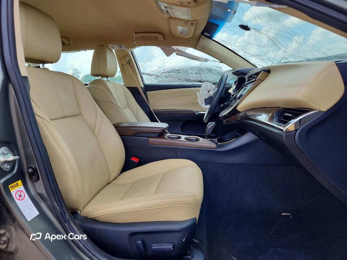 Toyota Avalon 2014