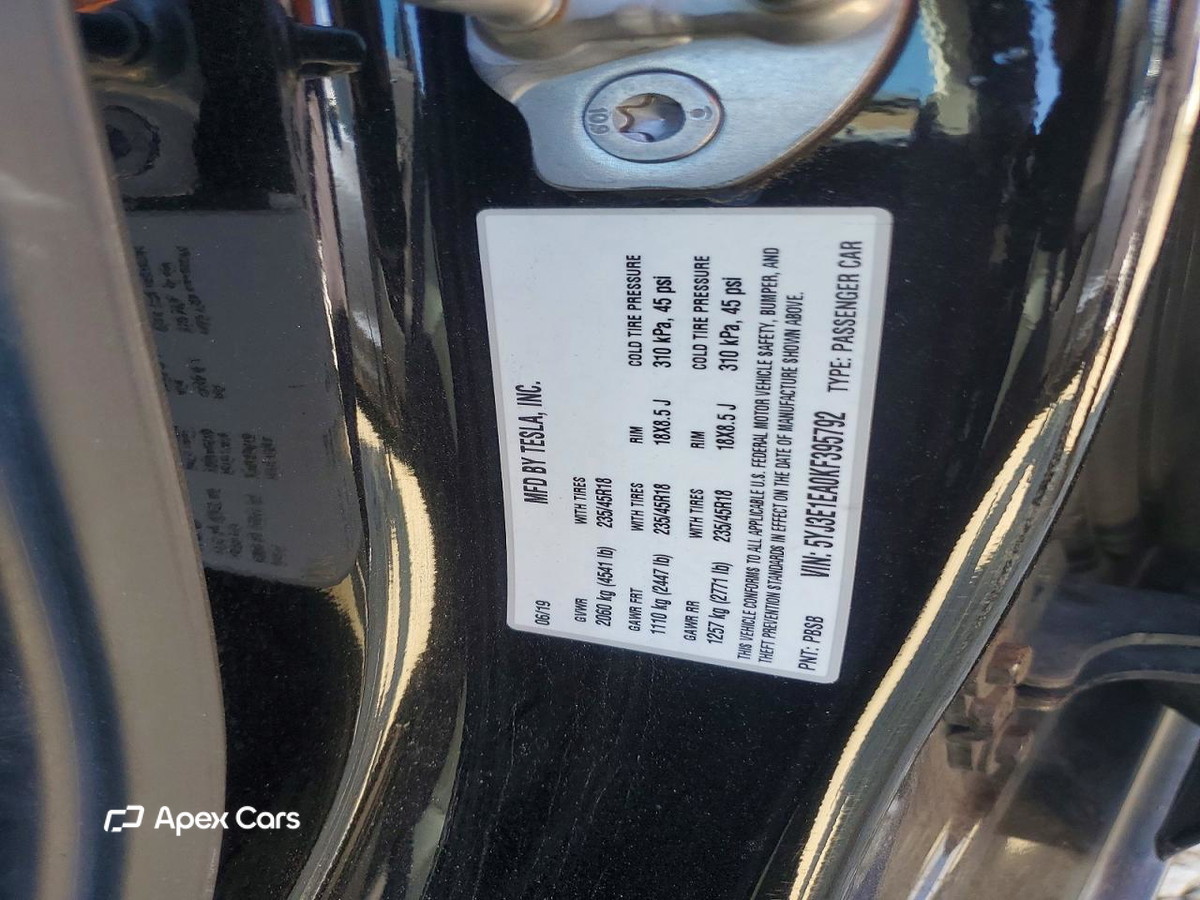 Tesla Model 3 2019