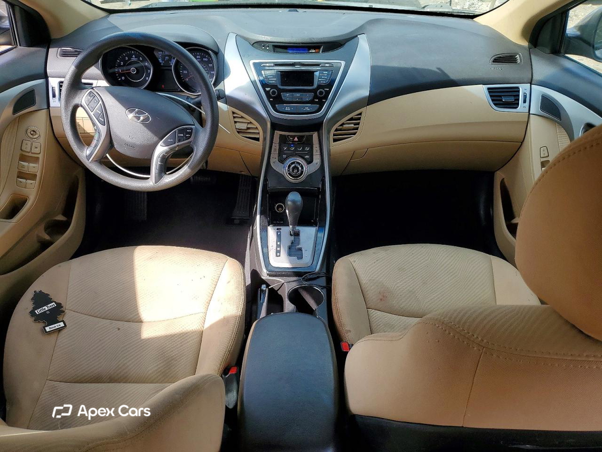 Hyundai Elantra 2013