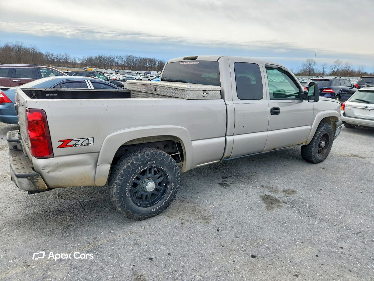 Chevrolet Silverado 2004