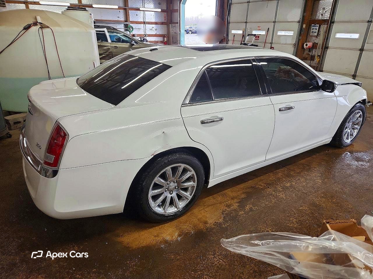 Chrysler 300 2011