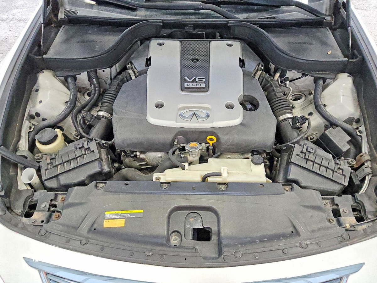 Infiniti G 2013