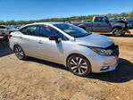 Nissan Versa 2020