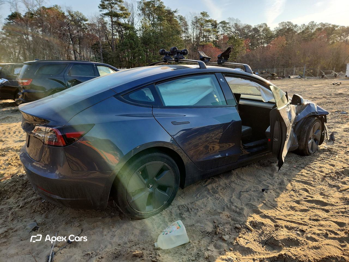 Tesla Model 3 2023