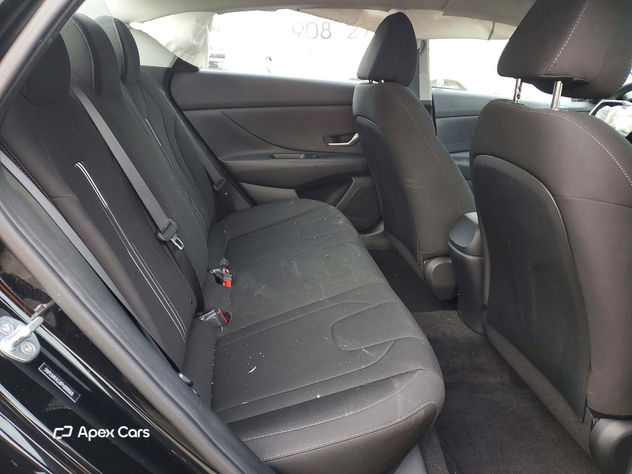 Hyundai Elantra 2023