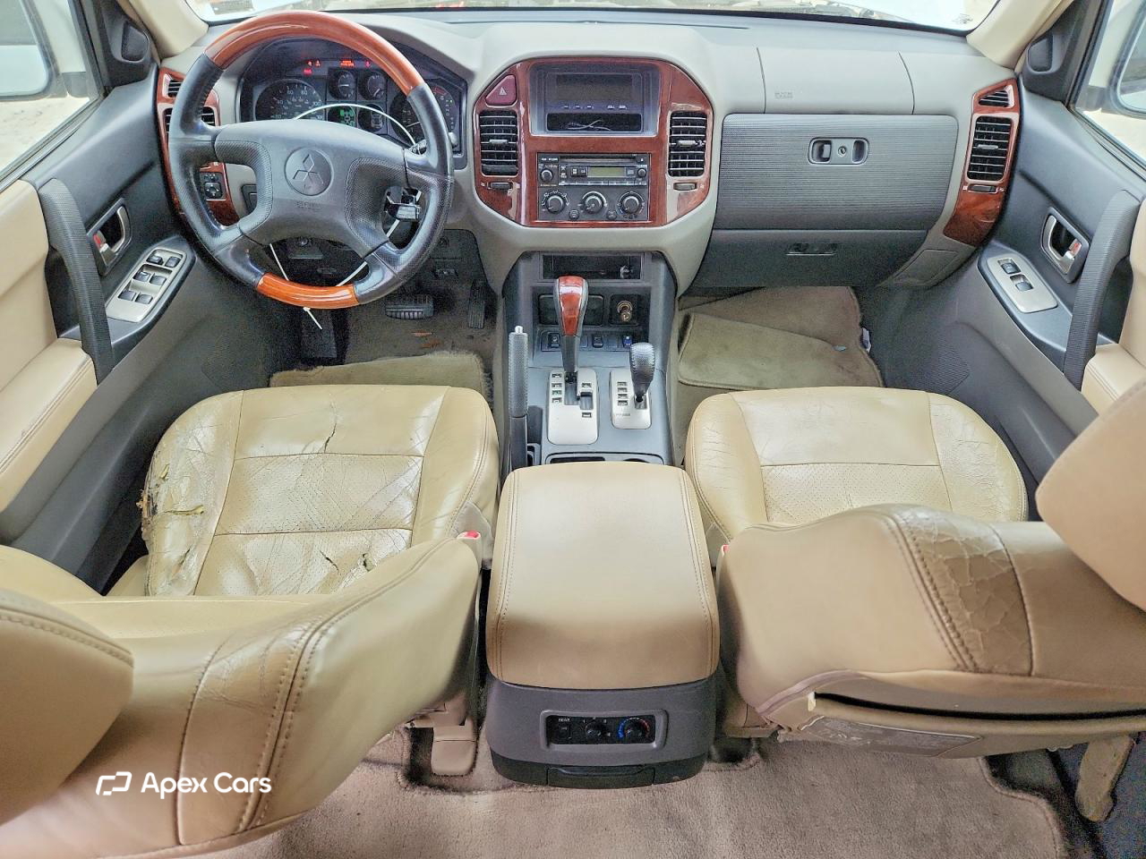Mitsubishi Montero 2003