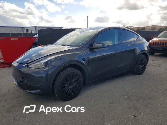Tesla Model Y 2024 - Zdjęcie 1 z 13