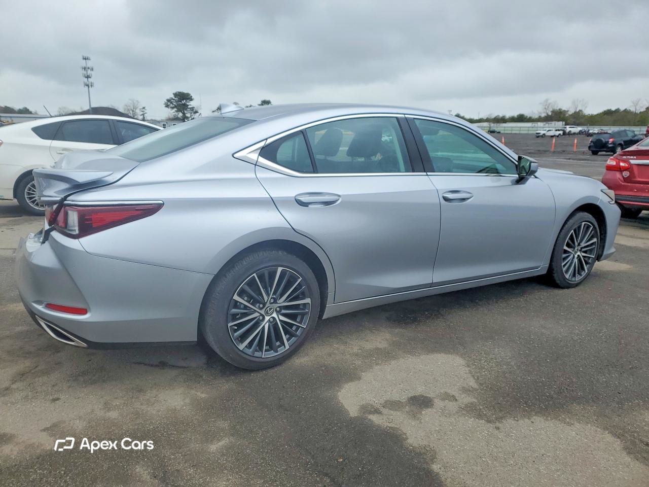 Lexus ES 2025
