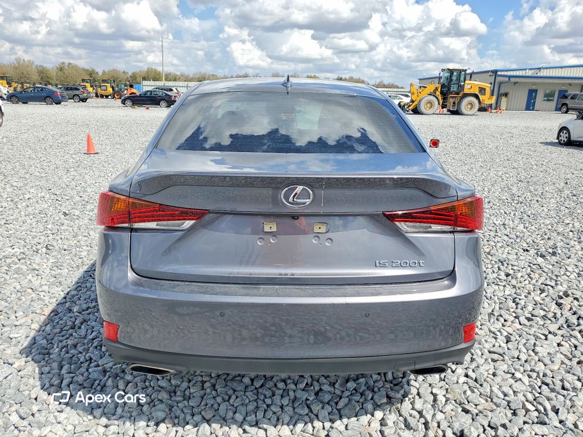 Lexus IS 2017