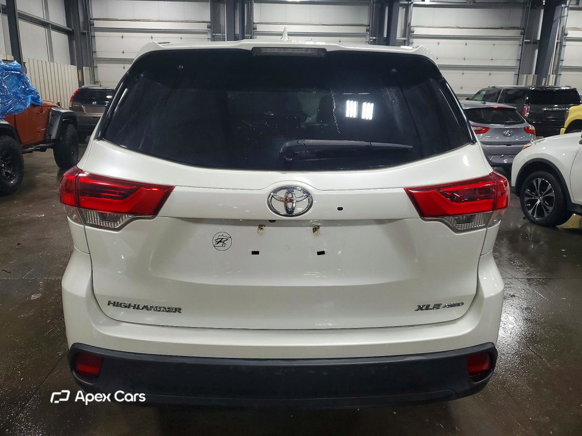 Toyota Highlander 2018