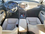 Chrysler 300 2022
