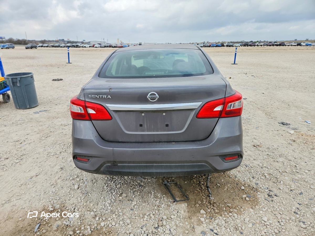 Nissan Sentra 2018
