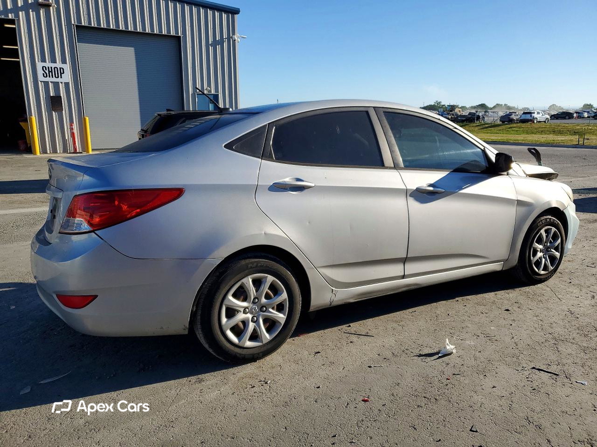 Hyundai Accent 2014