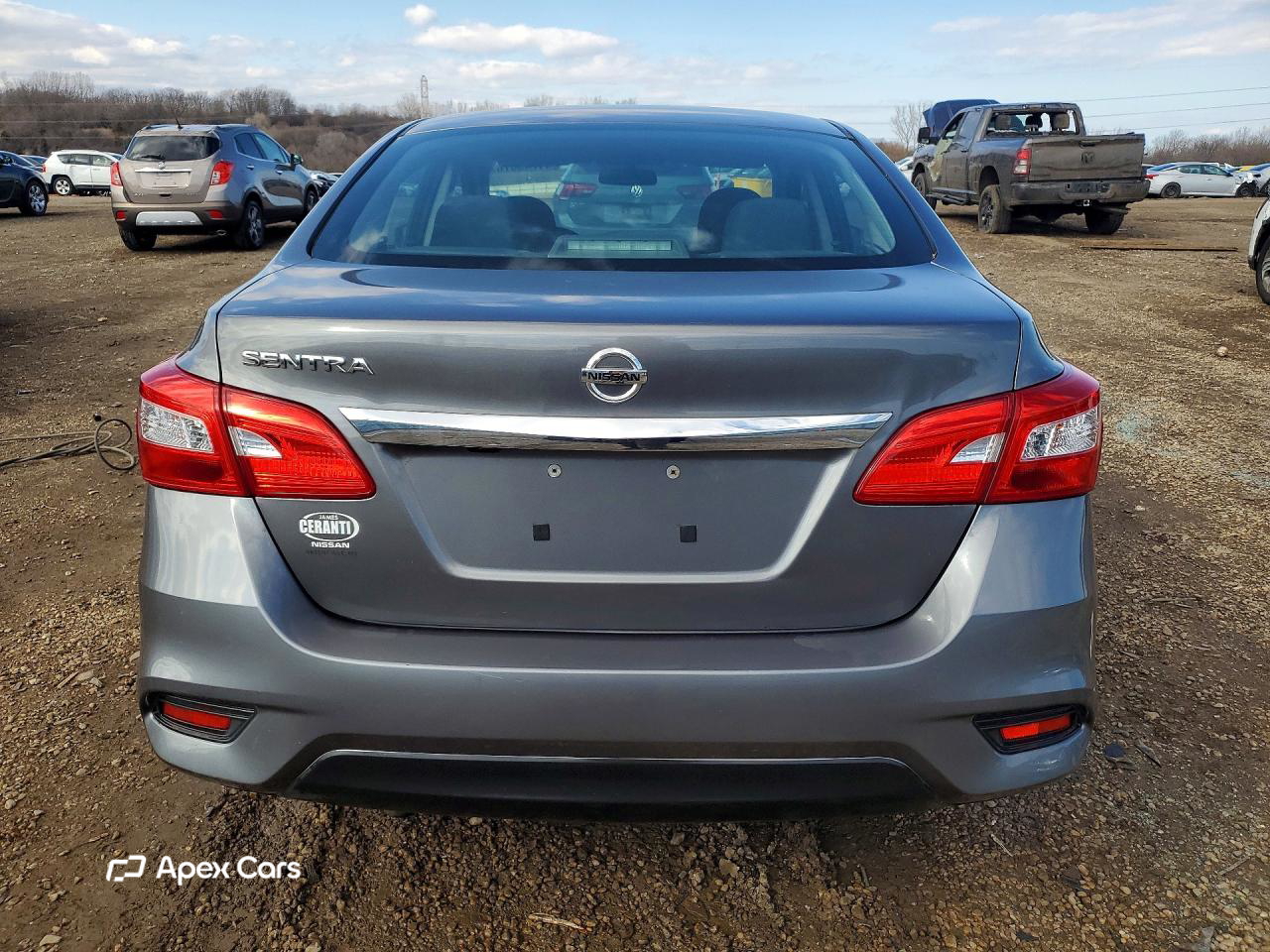 Nissan Sentra 2018