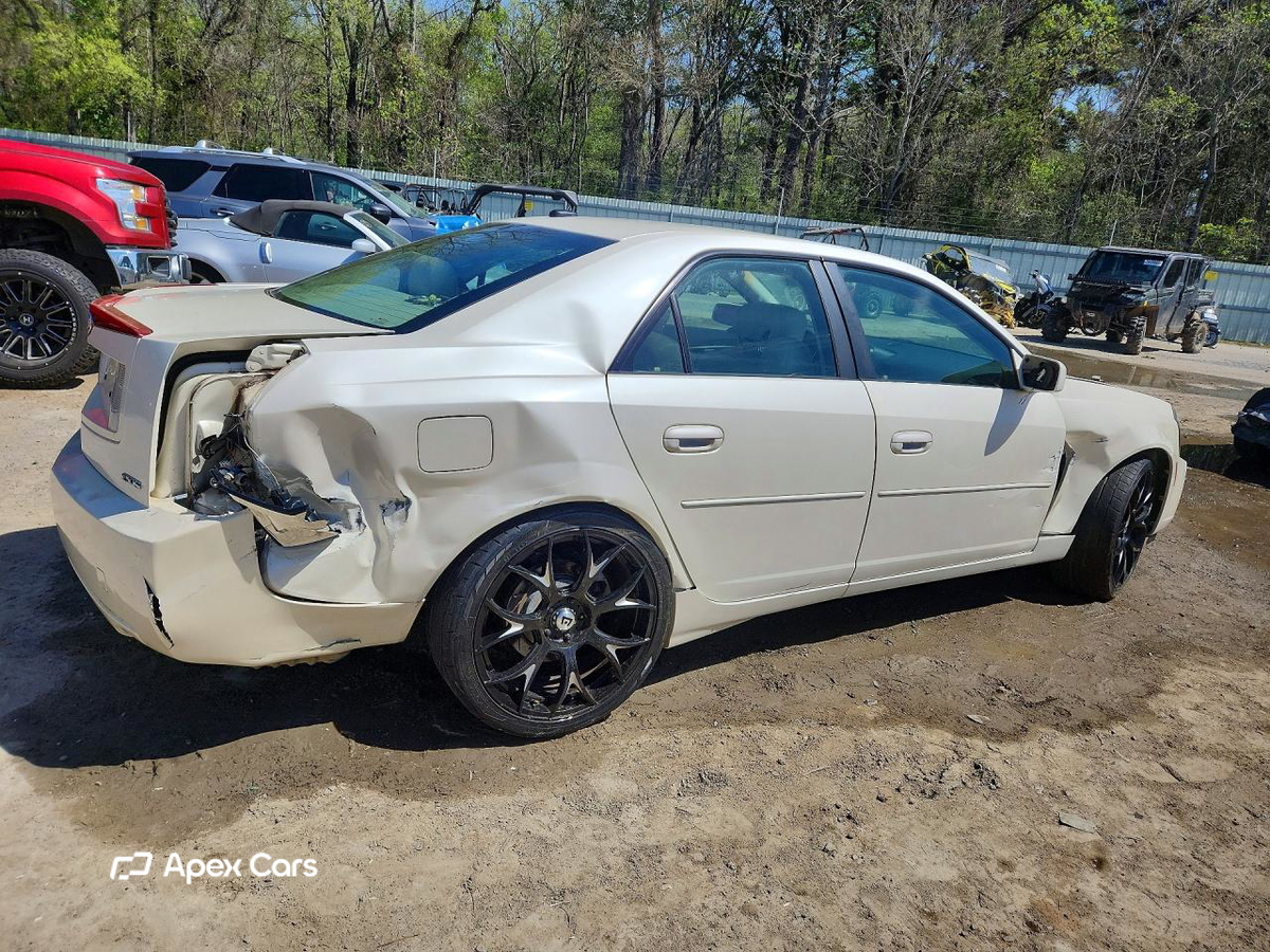 Cadillac CTS 2005