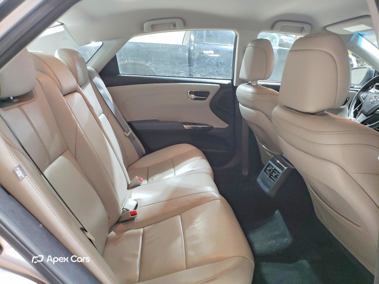 Toyota Avalon 2015